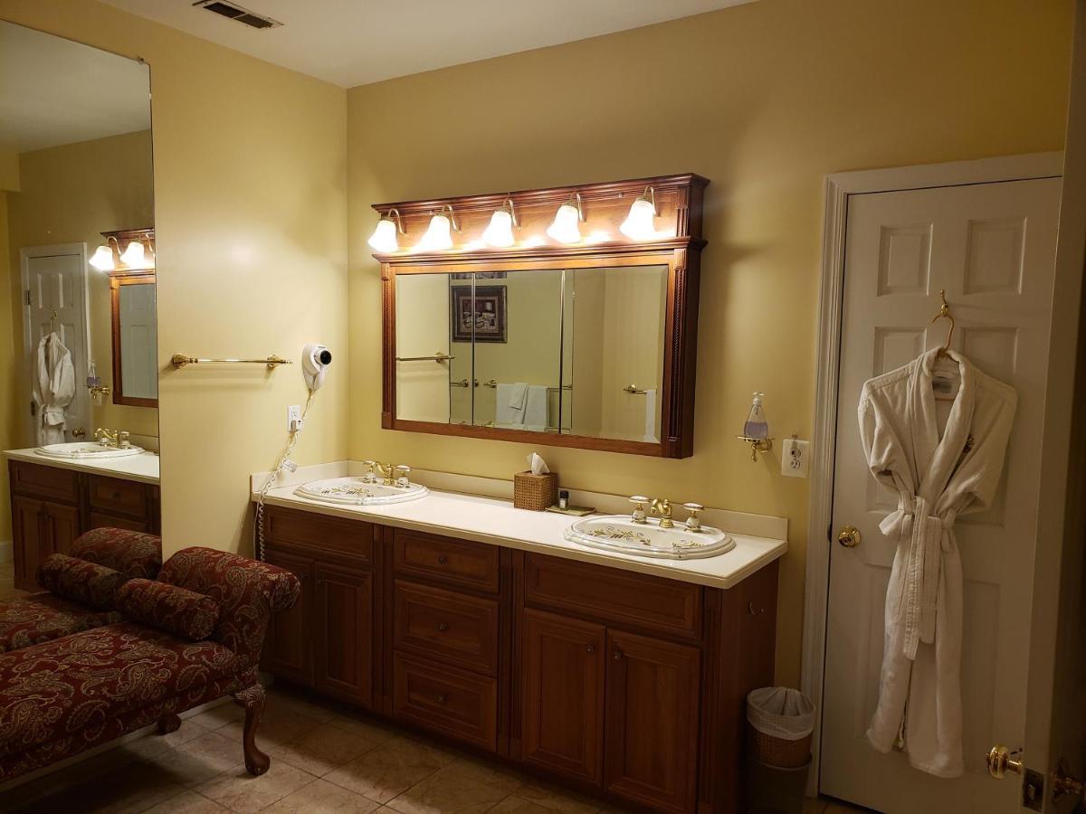 Blue Heron Inn - A Bed And Breakfast Llc Соломонс Экстерьер фото