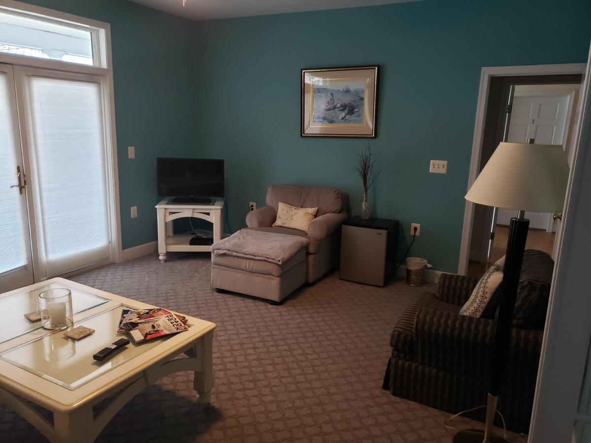 Blue Heron Inn - A Bed And Breakfast Llc Соломонс Экстерьер фото